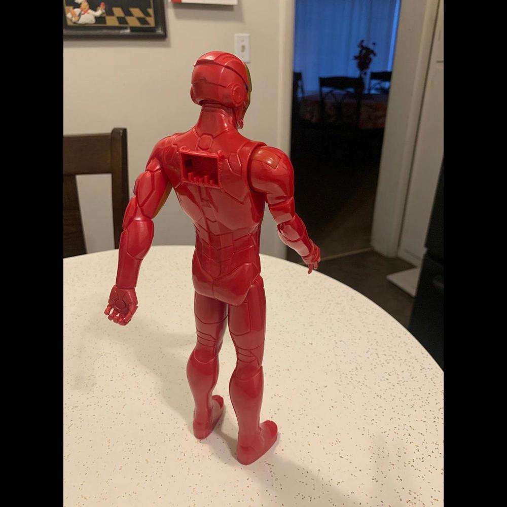 Iron Man - Picture 2 of 5